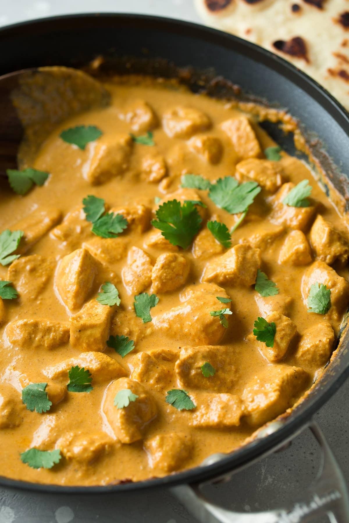 Spice Up Your Weeknight Dinner Routine with This Flavorful Chicken Curry Recipe