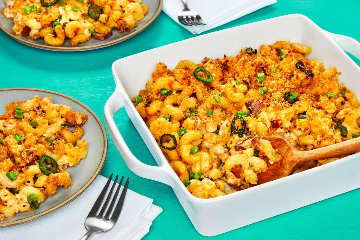 A Flavorful Twist on Classic Mac and Cheese: Try This Bacon and Jalapeño Recipe Tonight!