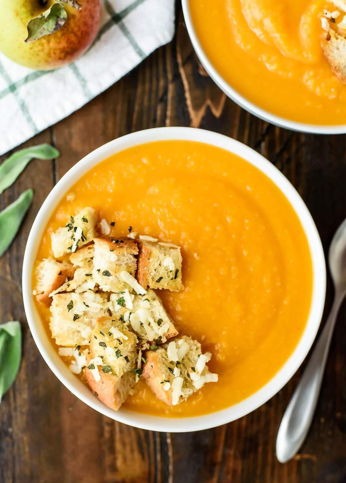 Flavorful Fall Soup: How to Make Creamy Butternut Squash and Apple Soup