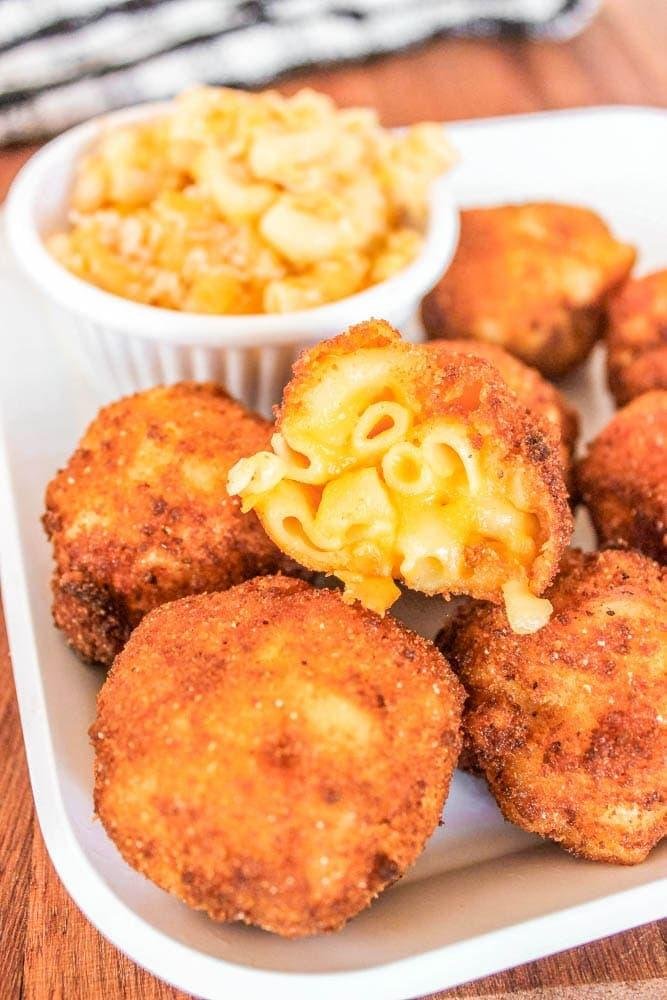 Crispy and Creamy: How to Make the Perfect Fried Mac and Cheese Bites