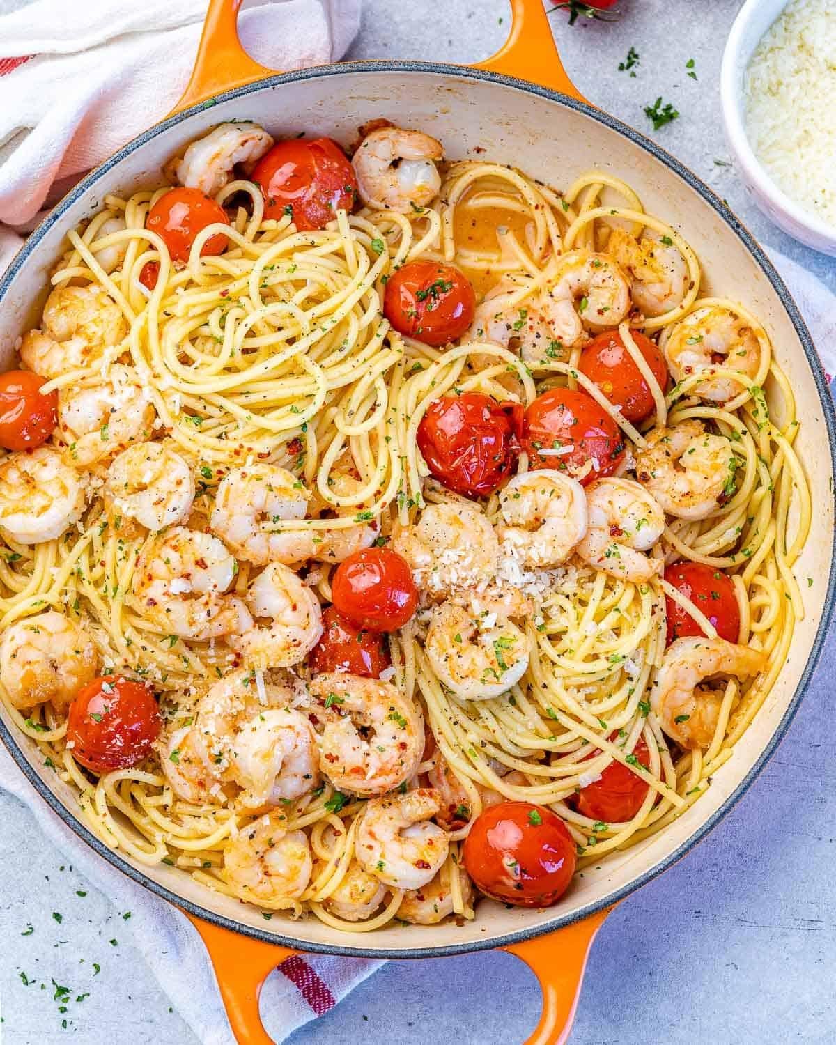 Deliciously Creamy Garlic Shrimp Pasta Recipe – A Perfect Weeknight Dinner