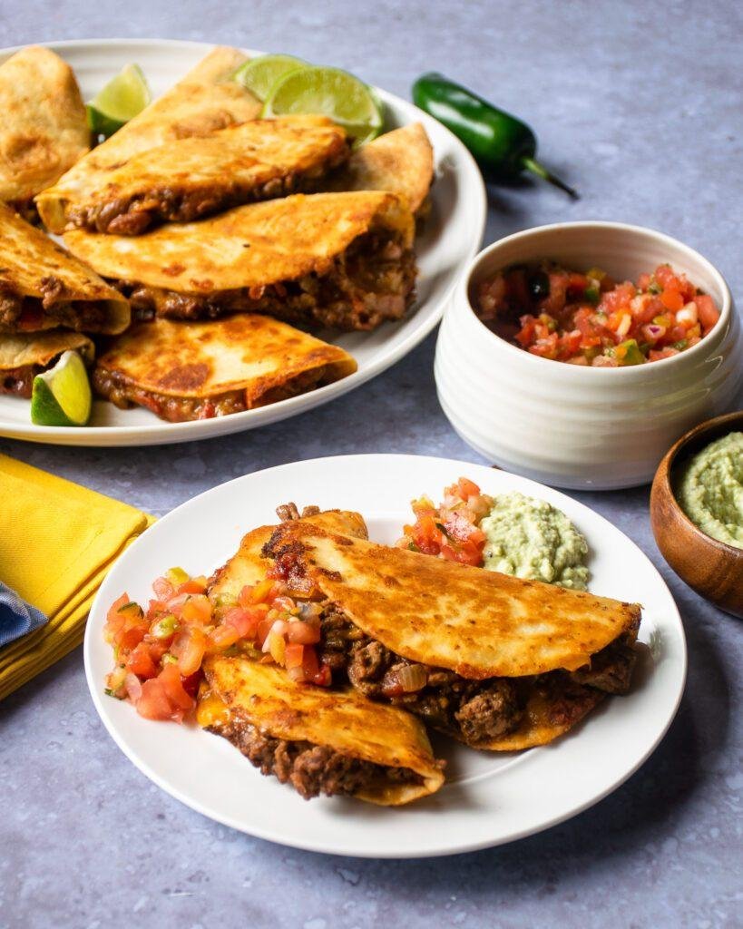 Crispy Beef Tacos with Homemade Salsa: A Mouthwatering Mexican Recipe