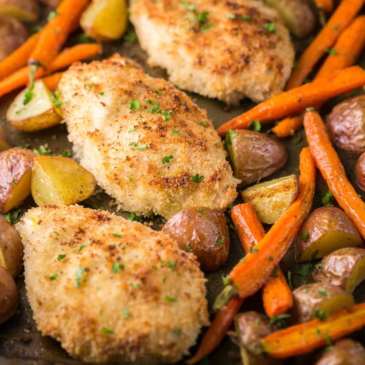 Spice Up Your Weeknight Dinner with our Easy and Delicious One-Pan Chicken and Vegetables Recipe