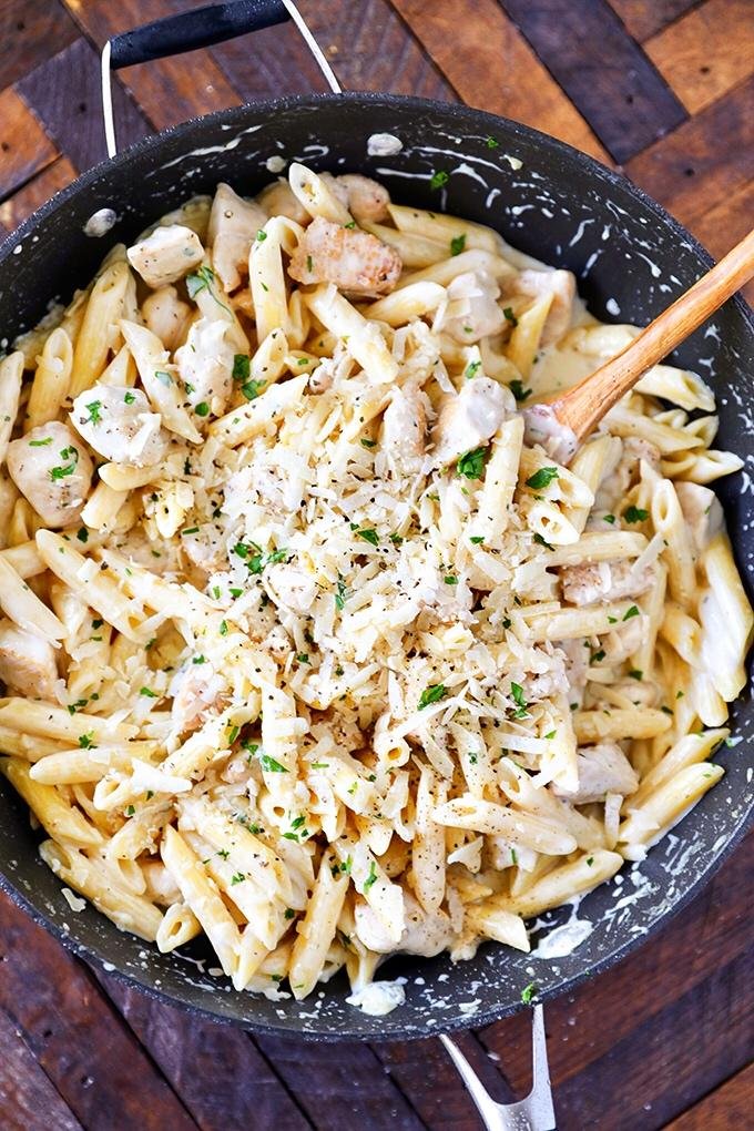 Deliciously Simple: One-Pot Creamy Chicken Alfredo Recipe