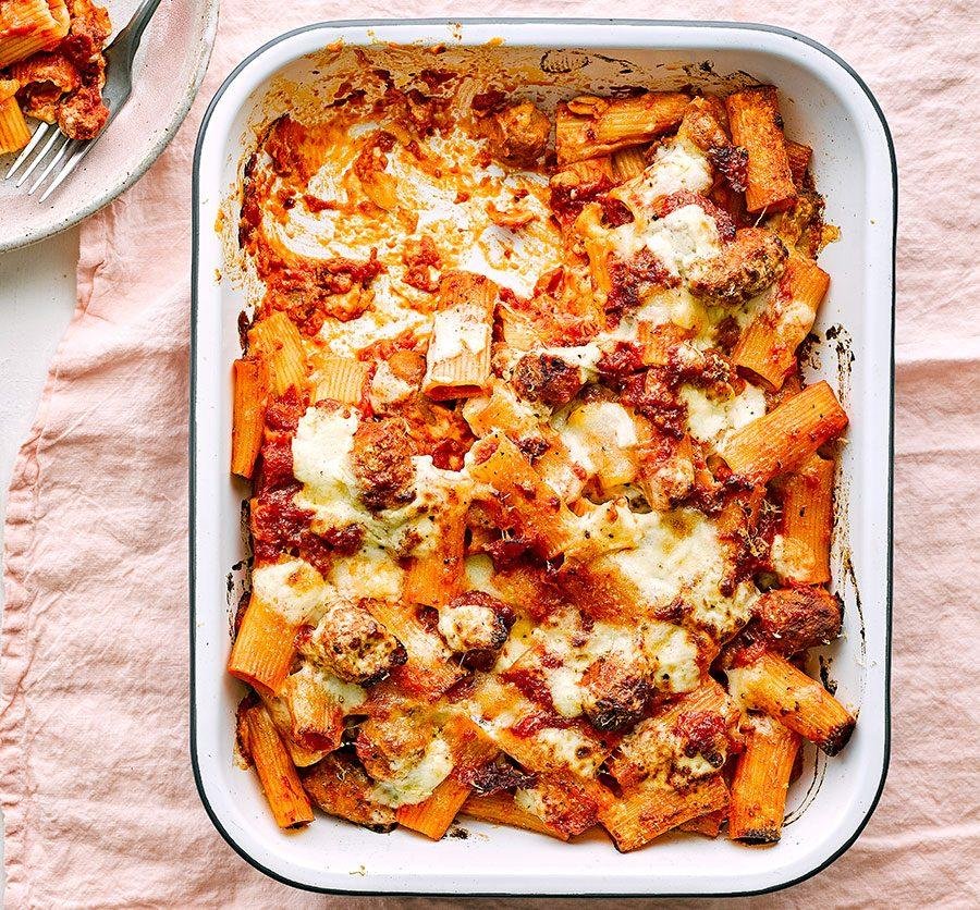 Easy and Delicious Pasta Bake Recipe For a Comforting Dinner
