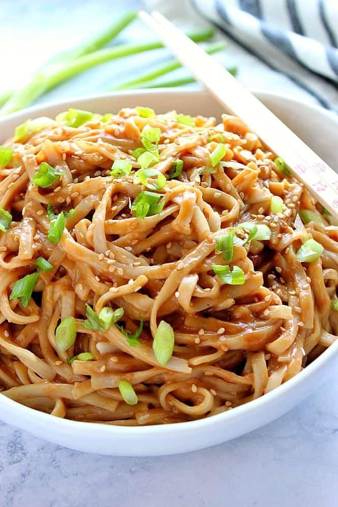 Spicy Thai Peanut Noodles: A Flavorful and Easy Weeknight Dinner Recipe