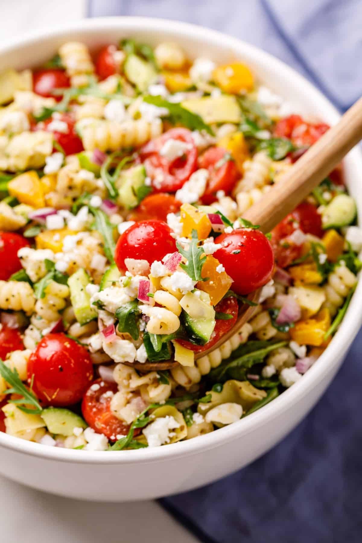 10 Delicious and Easy Summer Pasta Salad Recipes