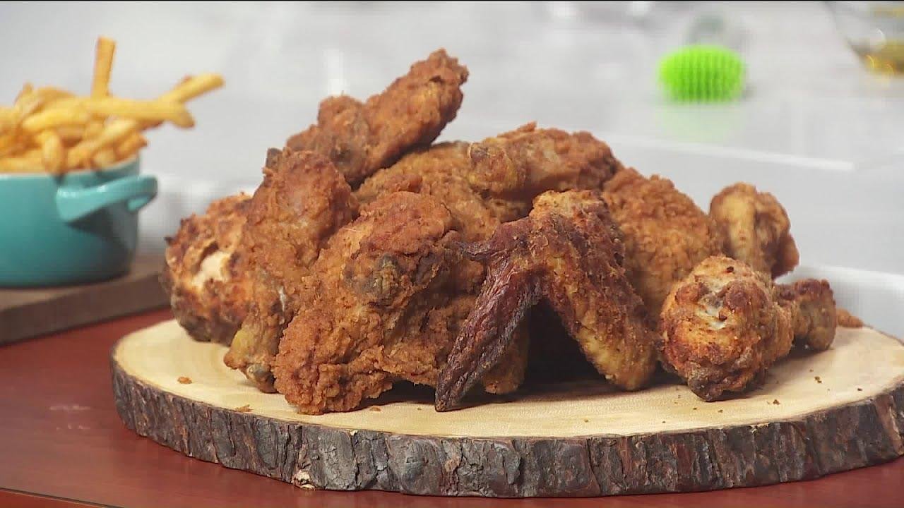 Crispy and Juicy Fried Chicken Recipe - Perfect for Sunday Brunch!