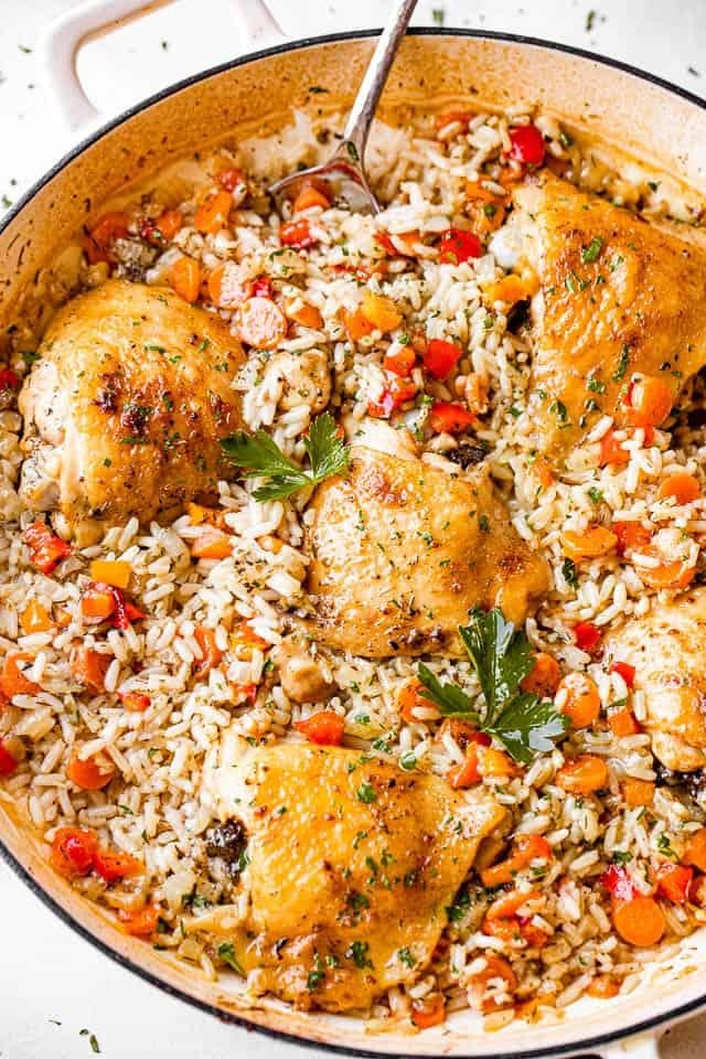 Comforting One-Pot Chicken and Rice: The Ultimate Cold Weather Recipe